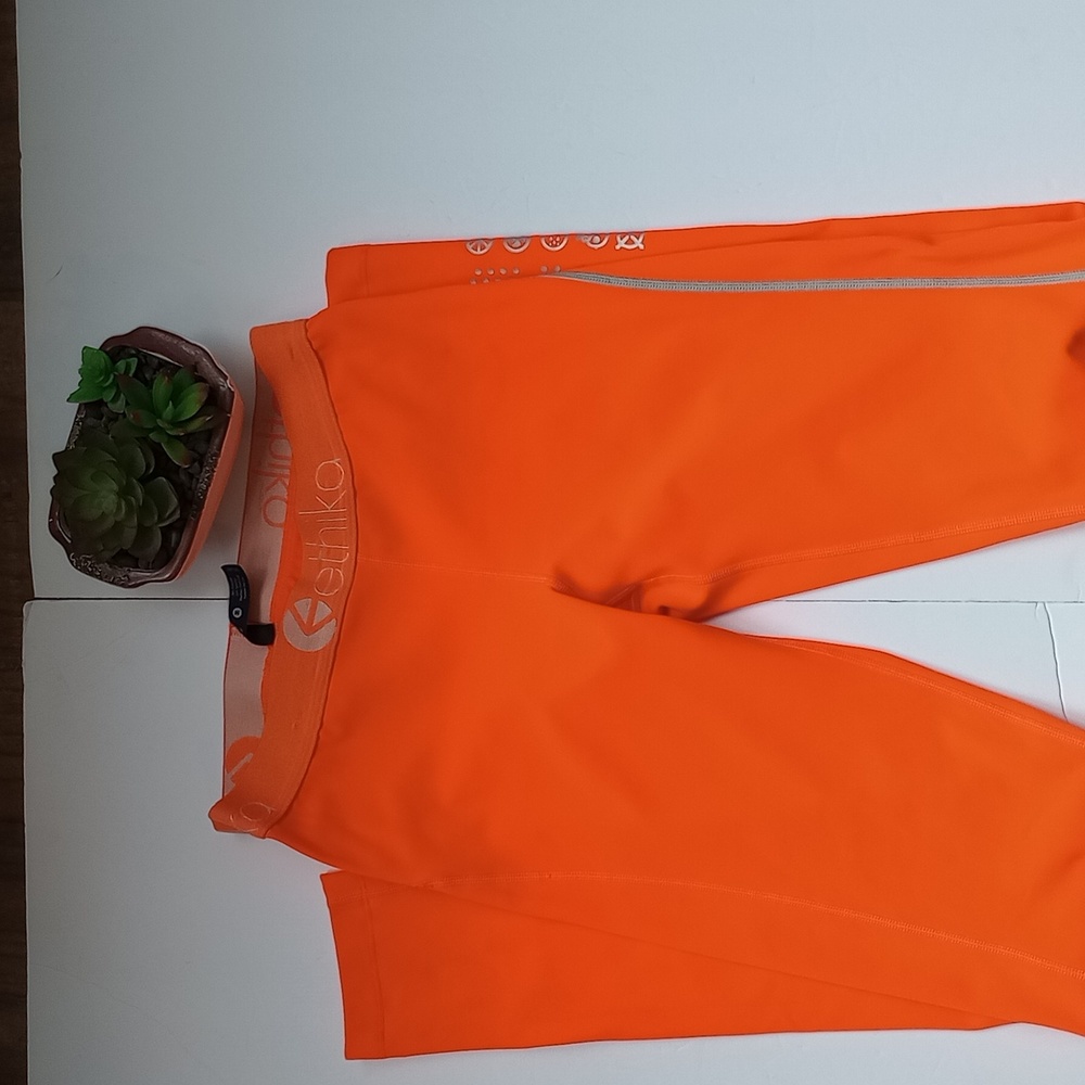 Subzero active wear medium